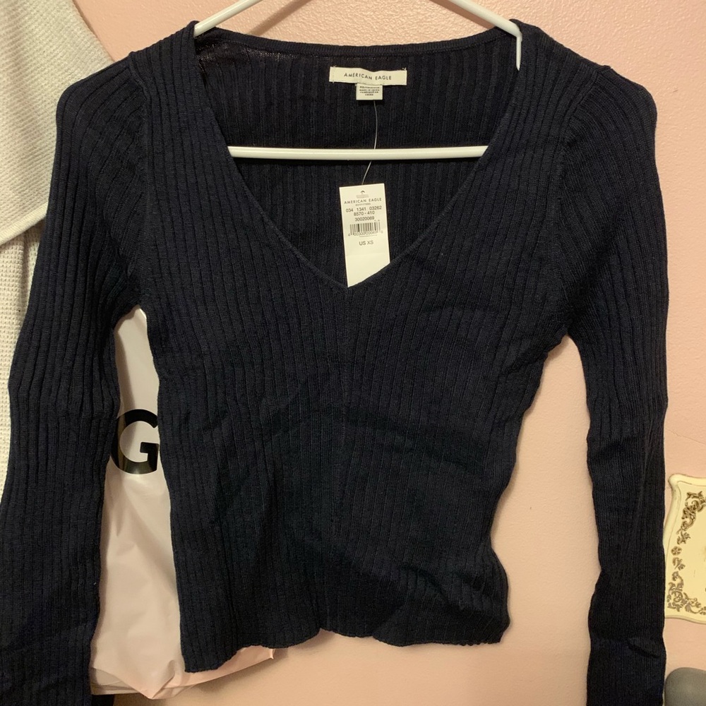 American Eagle CROPPED V-NECK PULLOVER SWEATER - Picture 6 of 7